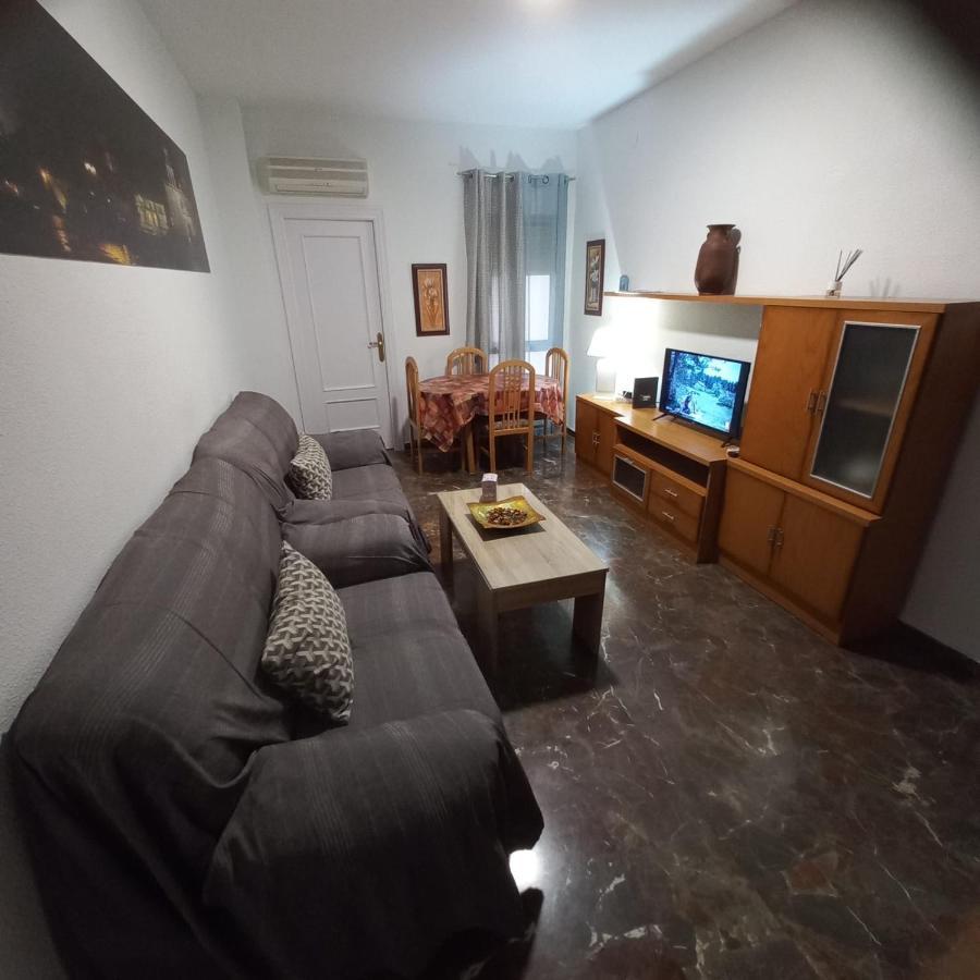 Vivienda Cadiz De Paso Apartment Úbeda Екстериор снимка