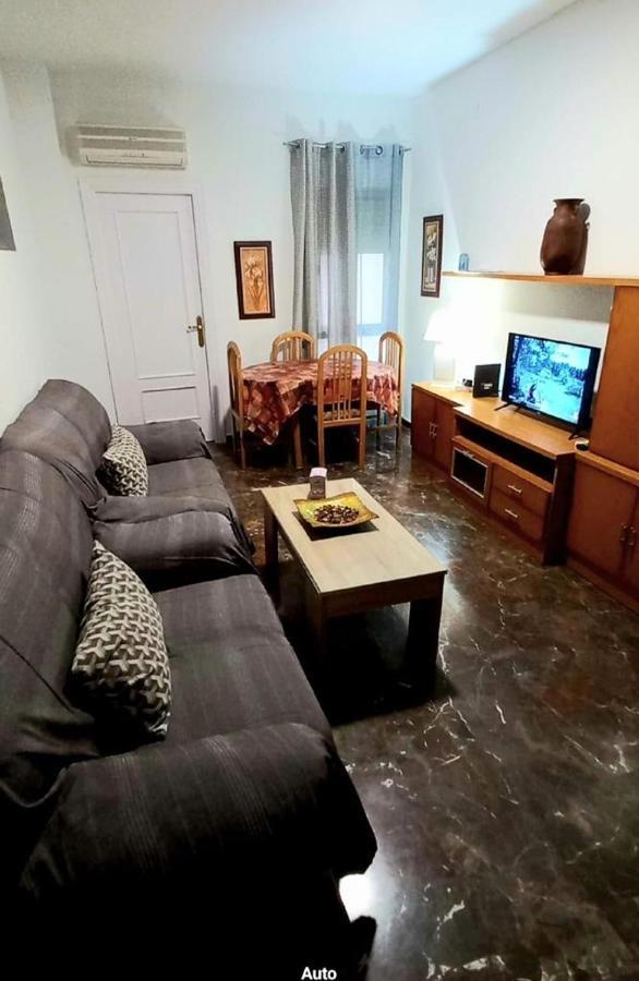 Vivienda Cadiz De Paso Apartment Úbeda Екстериор снимка